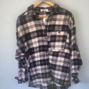 By Together Black Taupe Plaid Flannel Button Up Shirt Size Large